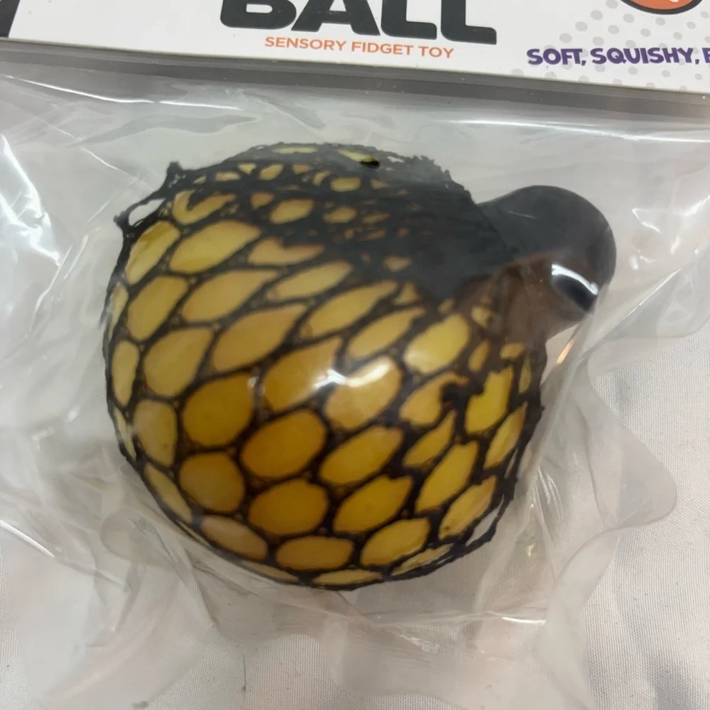 NWT Color Changing Ooze Ball Sensory Fidget Toy- Toy Planet yellow & orange